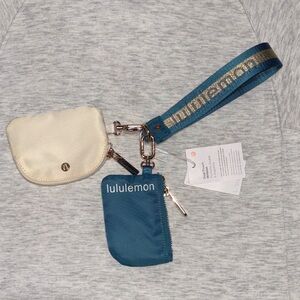 Lululemon Dual Pouch Wristlet - Cream & Teal blue